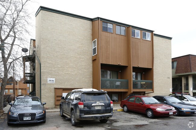 Primary Photo - Regal Apartments