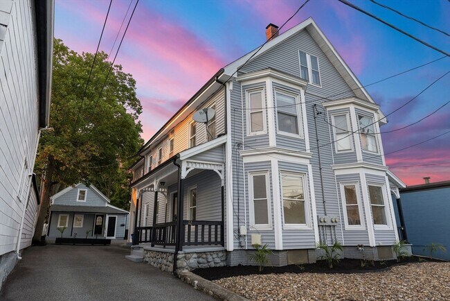 Primary Photo - 10 Gould St