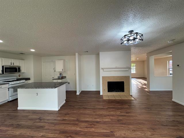 Building Photo - 7305 Marsland Ln