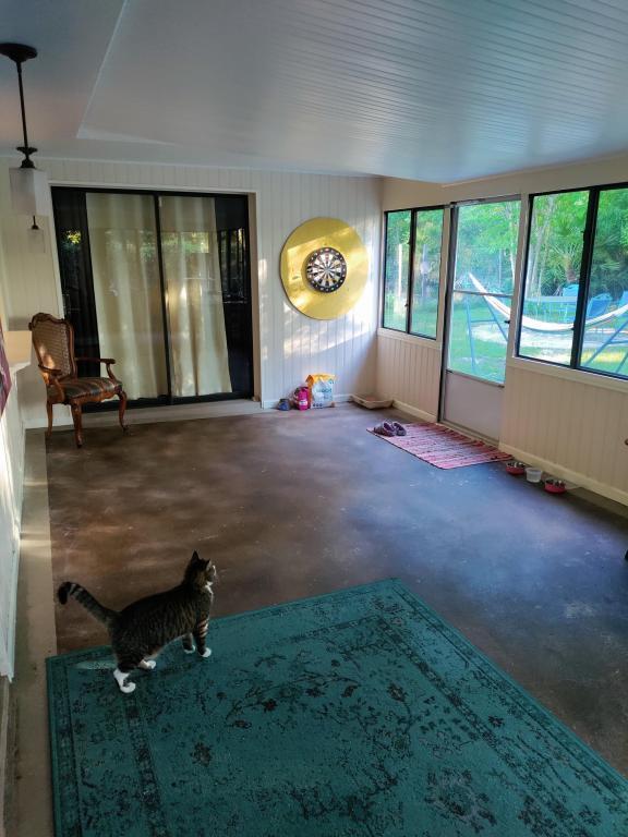 Building Photo - 4 Blaine Ct