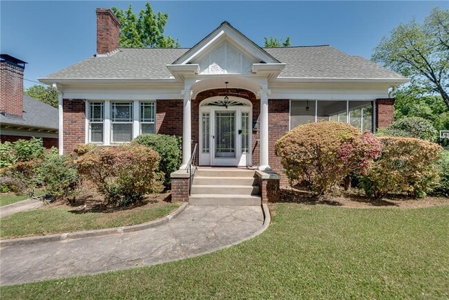 Building Photo - 812 Adair Ave NE