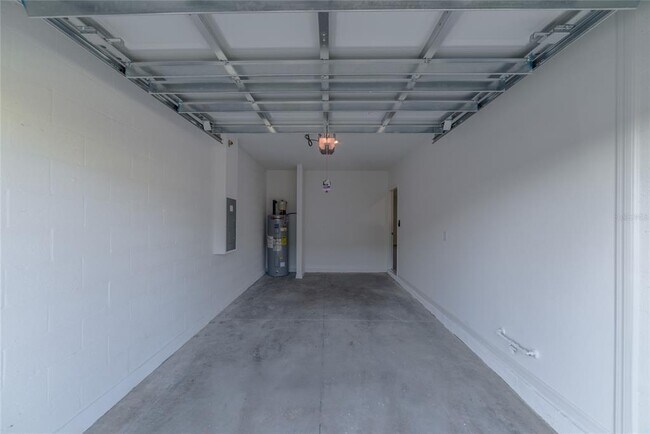 Building Photo - 17208 English Chestnut Wy