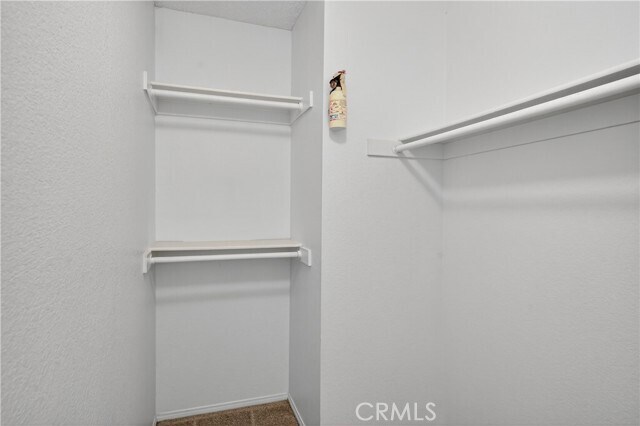 Building Photo - 10728 Valley Dr