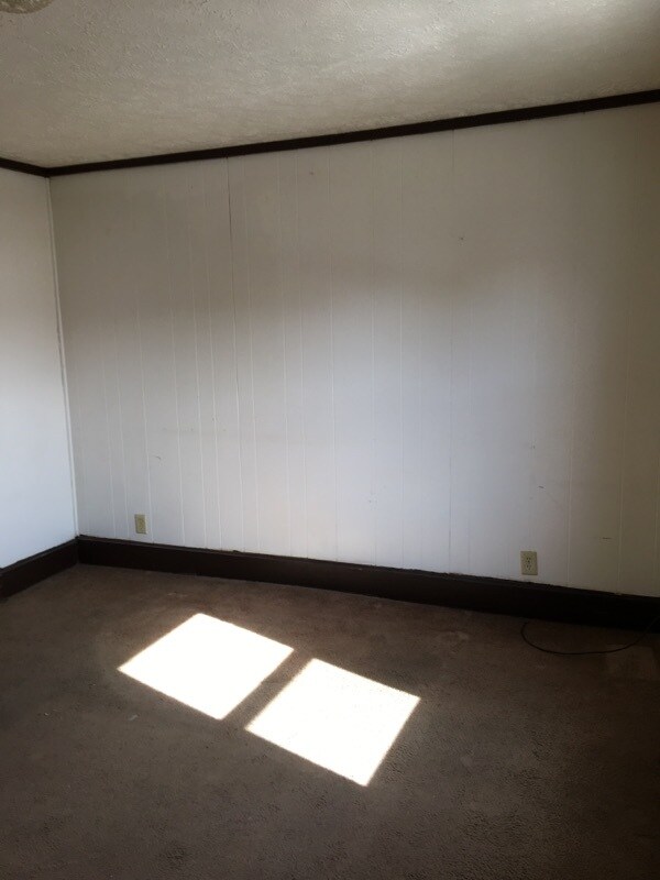 Building Photo - 813 N 14th St