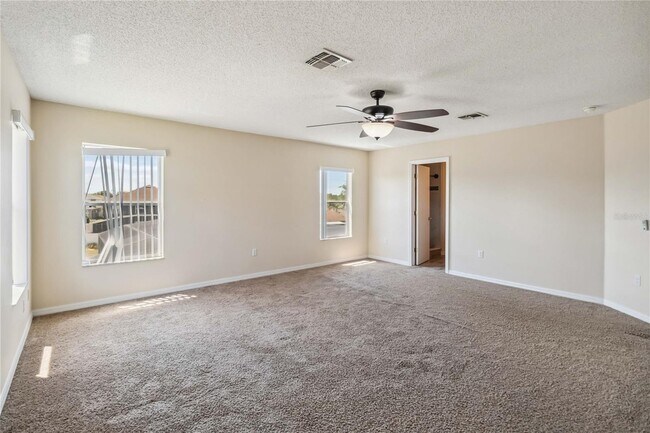 Building Photo - 410 Canna Dr