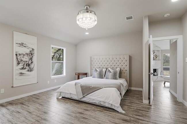 Building Photo - 445 Rocky River Rd