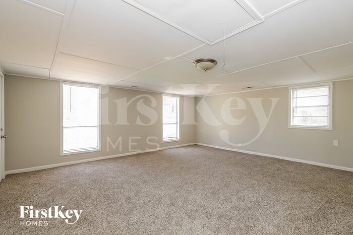Building Photo - 4299 Crescent Park Dr