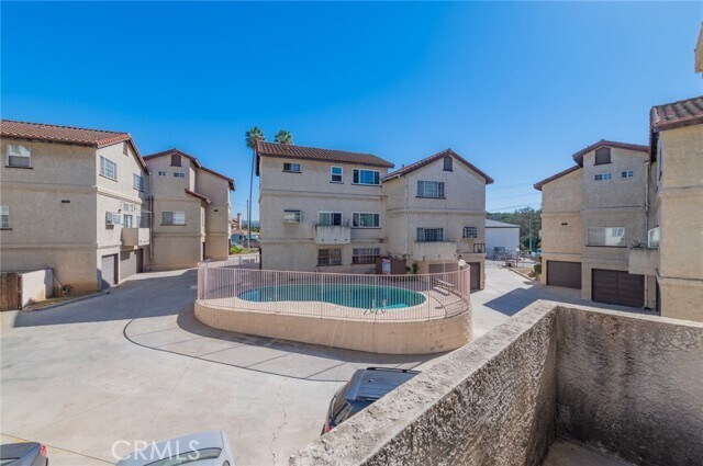 Building Photo - 612 San Gabriel Blvd