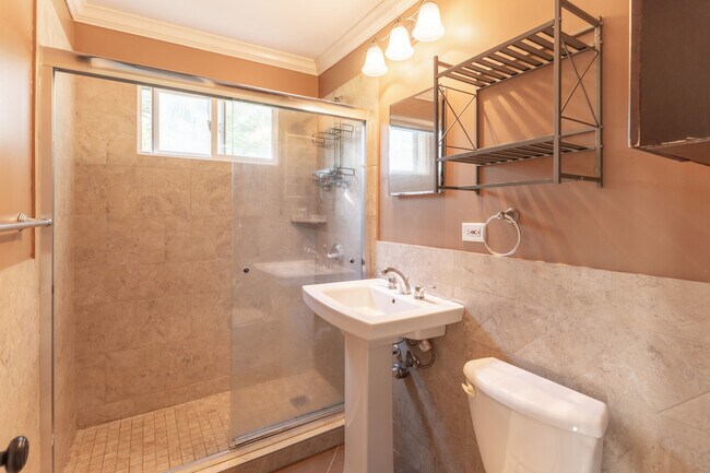 Building Photo - 1392 W 52nd Pl