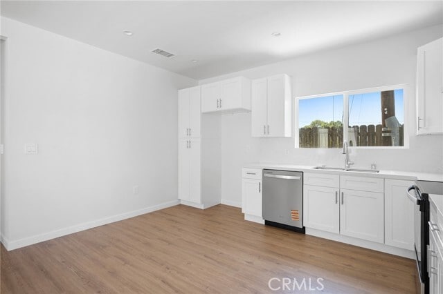 Building Photo - 10939 Nassau Ave