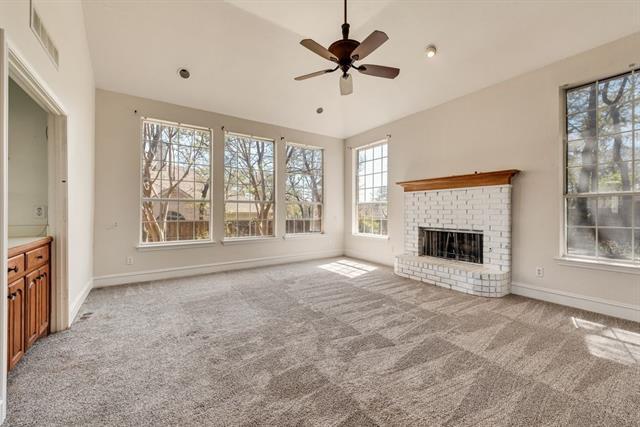 Building Photo - 608 Hawthorn Cir