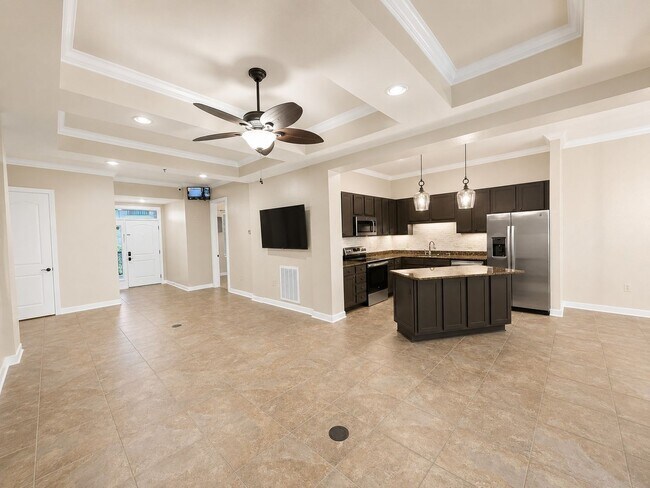 Building Photo - 3/3 Condo - Gulf Shores