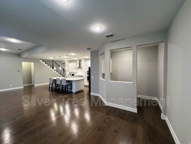 Building Photo - 1104 Pinnacle Ridge Rd