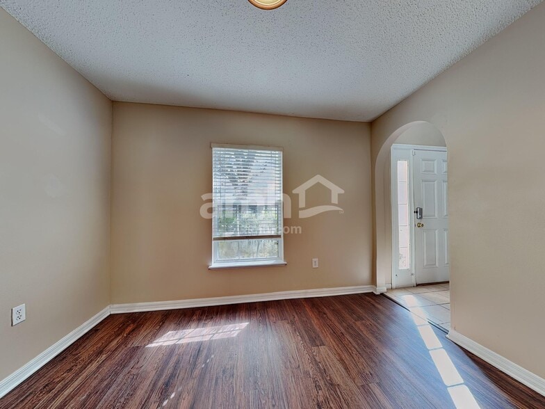 Building Photo - 30131 Rattana Ct