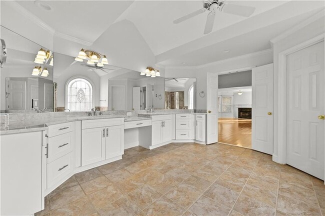 Building Photo - 1070 Admiral Crossing