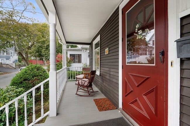 Building Photo - 12 Endicott St