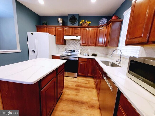 Building Photo - 9365 Owings Choice Ct