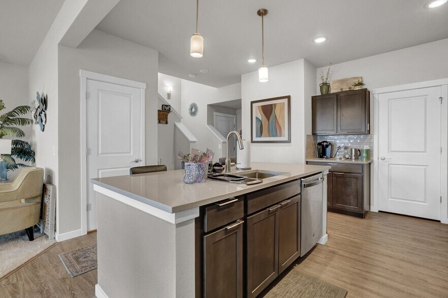 Building Photo - 5340 Freeboot Point