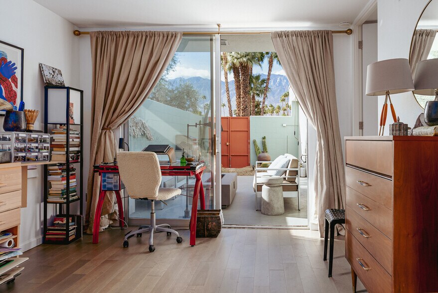 Building Photo - 17 Desert Lakes Dr