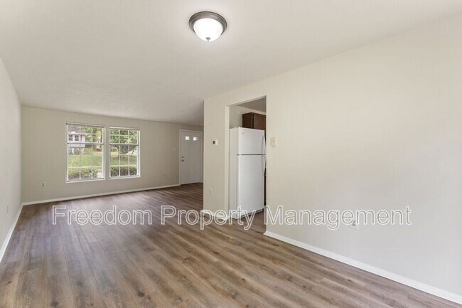 Building Photo - 2516 Tabor Ct