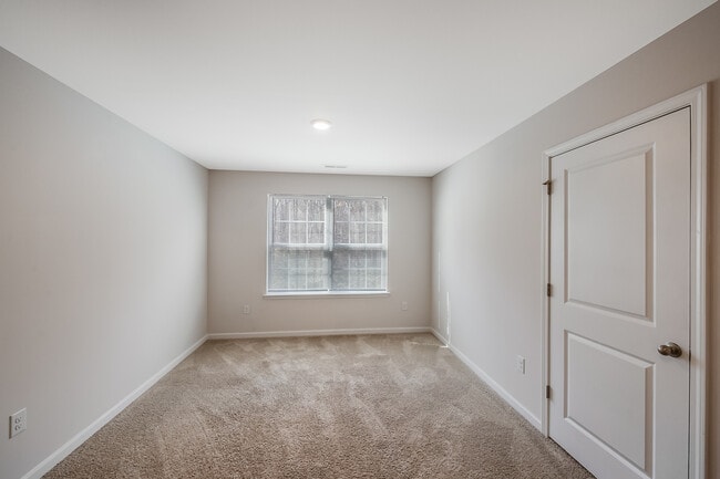 Building Photo - 182 Water Wheel Rd