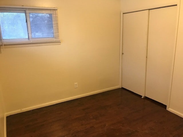 Building Photo - AVAILABLE NOW!! FOR LEASE Beautiful 3-Bedroom House in Grand Blanc