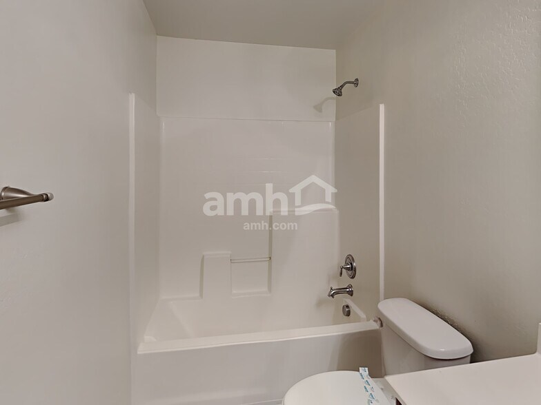 Building Photo - 18134 W Purdue Ave