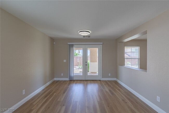 Building Photo - 1130 Grove Park St