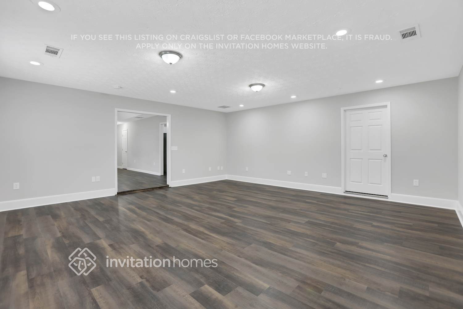 Building Photo - 25 Holly Creek Dr