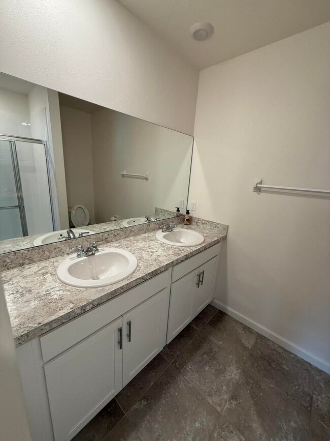 Building Photo - 10997 SW Vasari Way