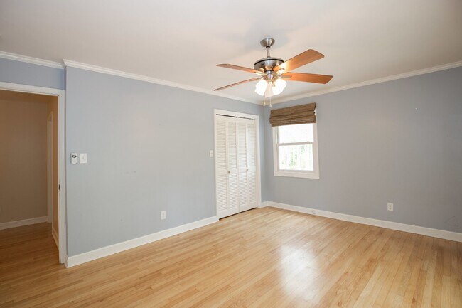 Building Photo - Stunning home in Weymouth Woods Southern P...