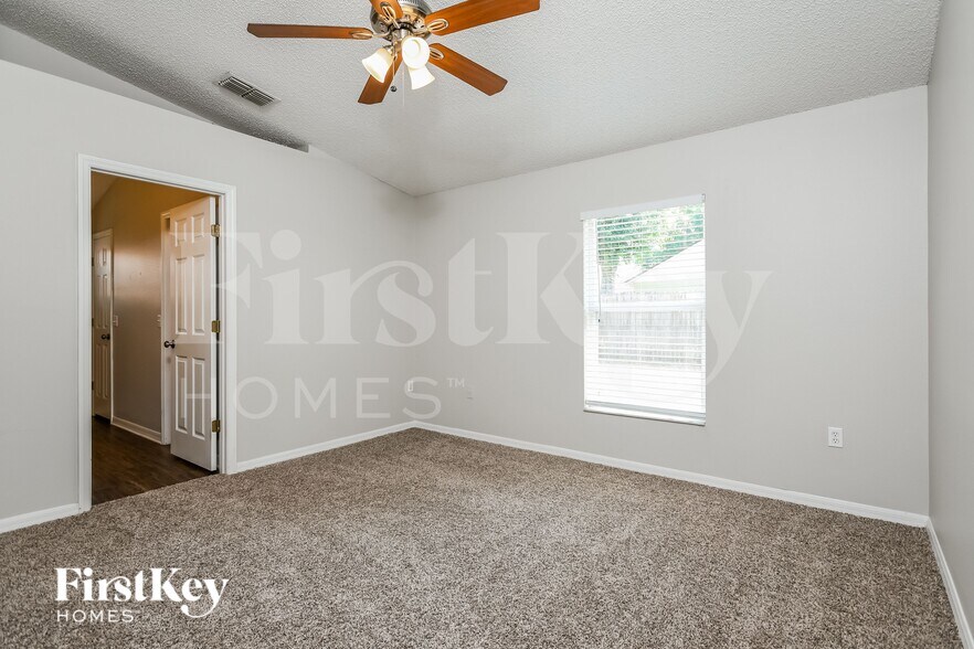 Building Photo - 4434 Stonemeadow Dr