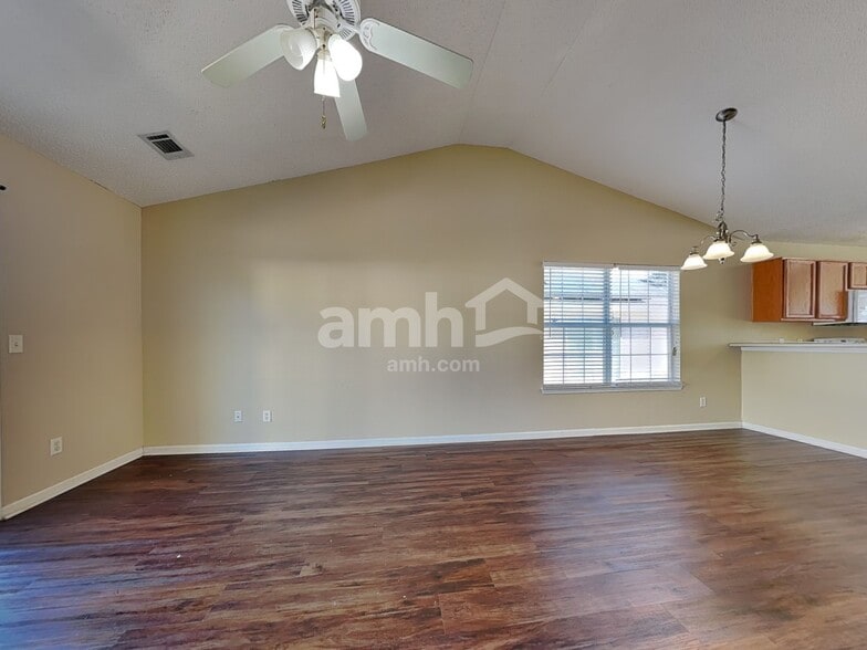 Building Photo - 64 Cordage Cir