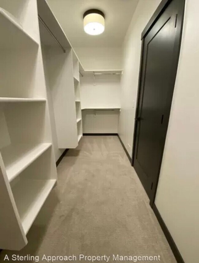 Building Photo - Close to Micron! Luxury Town Home With Two...