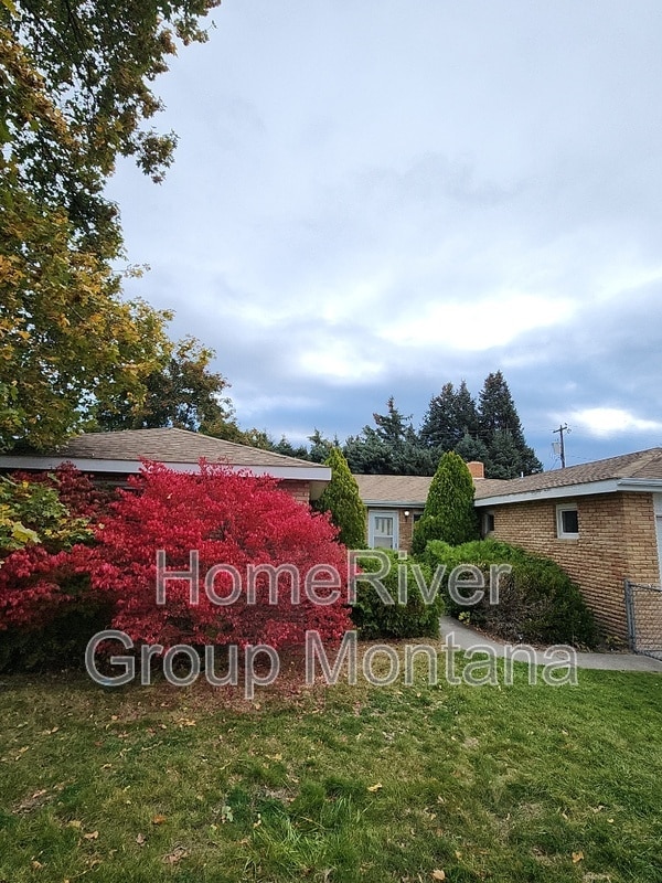 Building Photo - 1808 27th Ave