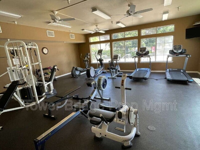 Building Photo - 4200 E Commerce Way