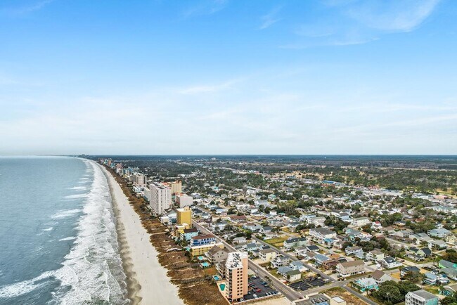 Building Photo - 1501 S Ocean Blvd