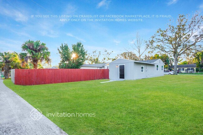 Building Photo - 4535 Emerson Ave S