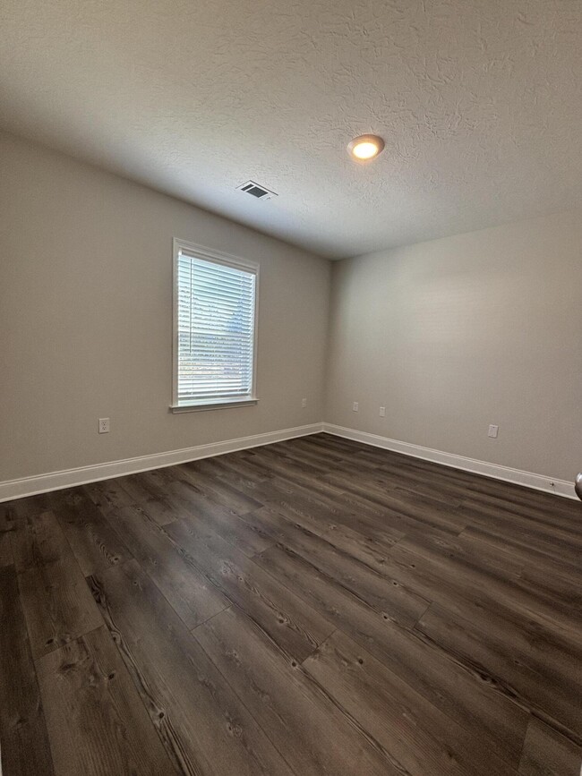 Building Photo - 1120 15th St