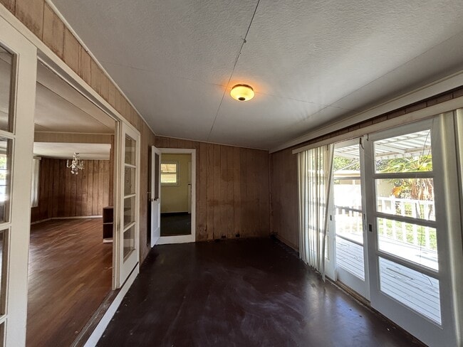 Building Photo - 5265 Manauwea St