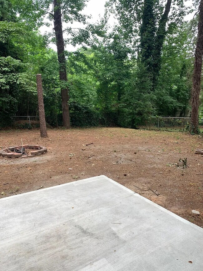 Building Photo - 3626 Admiral Dr