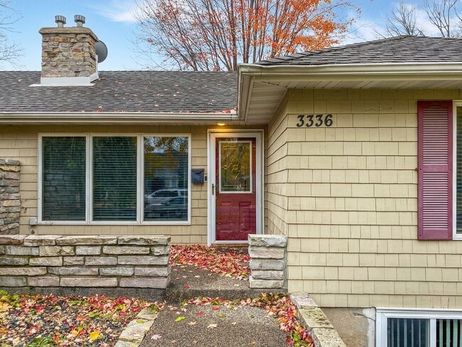 Building Photo - 3338 Library Ln