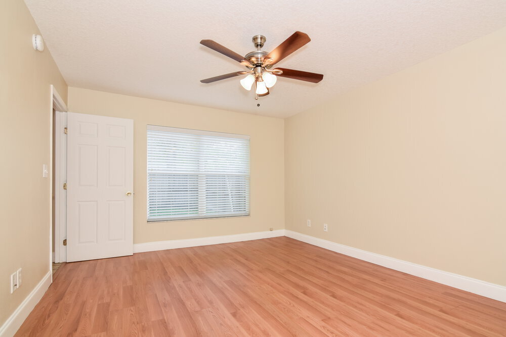 Building Photo - 23214 Sierra Rd