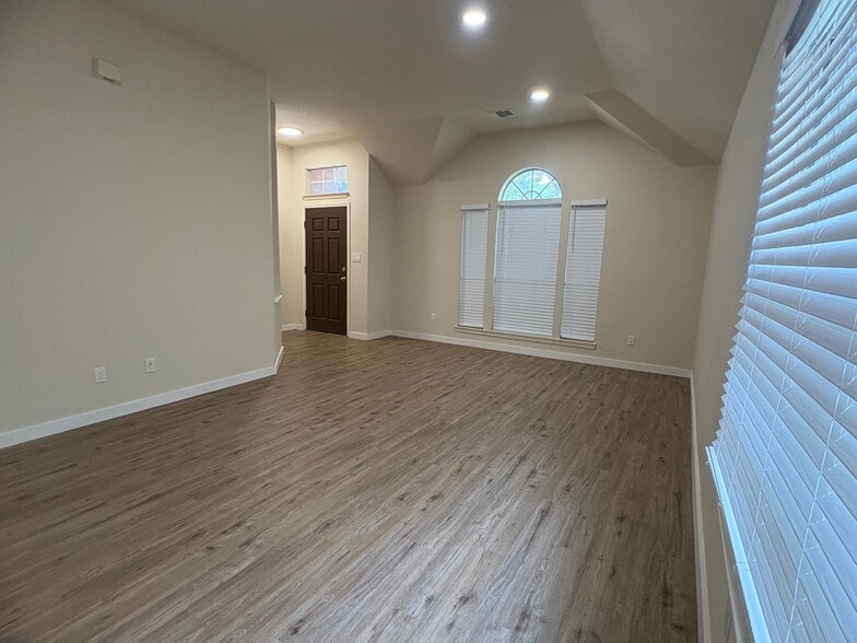 Building Photo - 12905 Withers Way