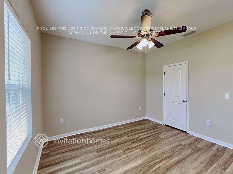 Building Photo - 3933 Spruce Creek Dr