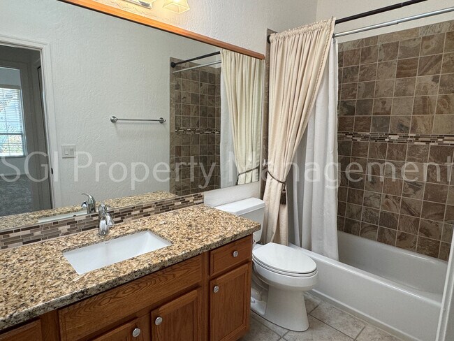 Building Photo - 11548 N 114th Pl