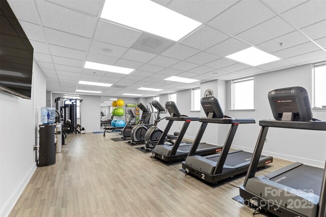 Building Photo - 1315 East Blvd