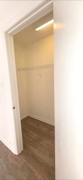 Master Room 2nd Walk-In Closet - 3115 Patrick Henry Dr