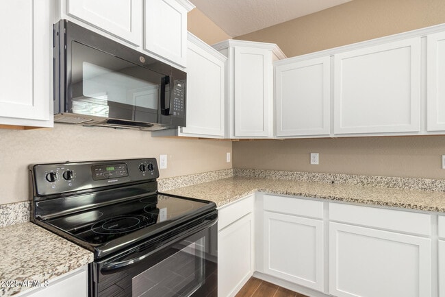 Building Photo - 23882 W Ripple Rd