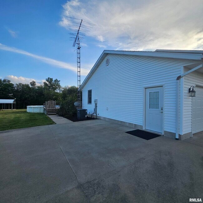 Building Photo - 12488 Cyril James Rd